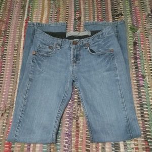 Seven7 Distressed Boot Cut Jeans Light Wash Size 26 EUC